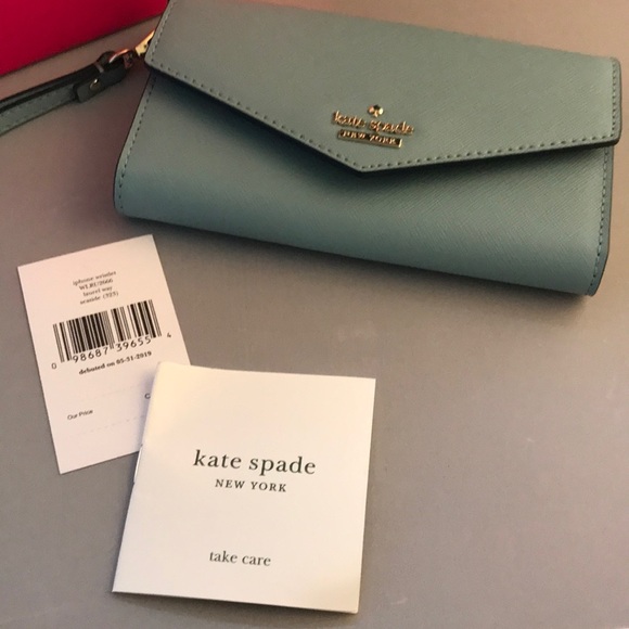 kate spade Handbags - Kate Spade New York iPhone wristlet